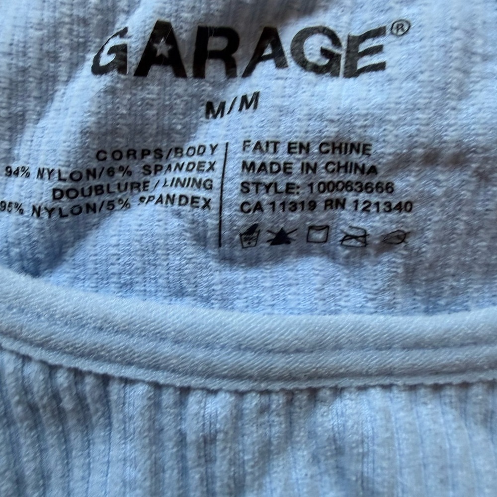 Garage Light Blue Ribbed Crop Top Size Medium - Picture 4 of 4